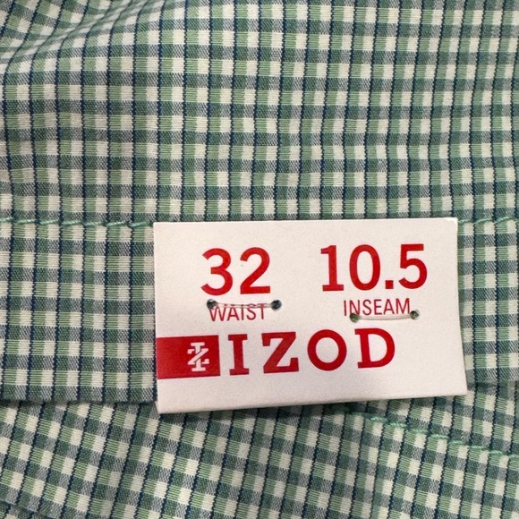 Izod NWT 32” green/blue check pattern. 10.5” length. - Picture 5 of 6